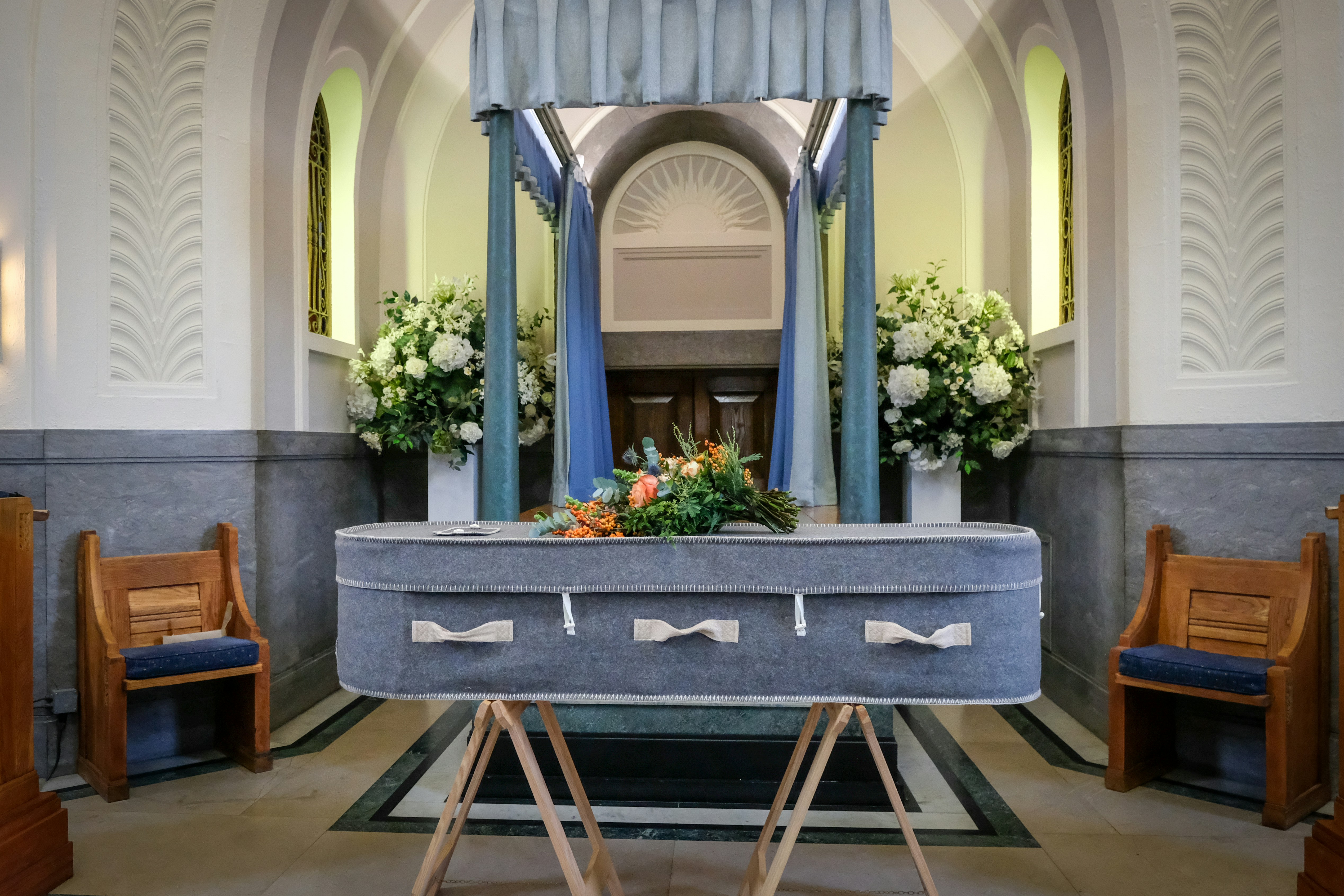 Funeral Planning 101: What to Expect and How to Manage Costs